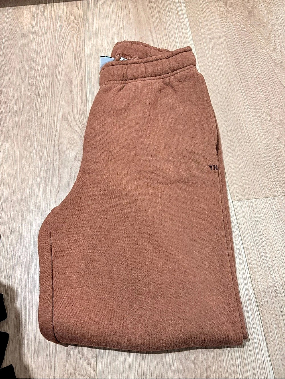 TNA Sweatfleece Cozy Fleece Cozy Fleece Joggers in Brown